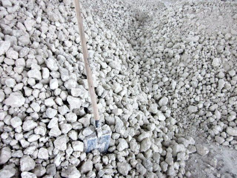 белый камень известняк. гипс известняк. кальций оксид кальция. сухая хлорка. оксид кальция известь.