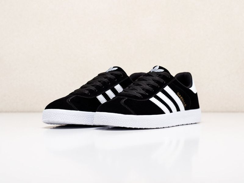 adidas gazelle 32
