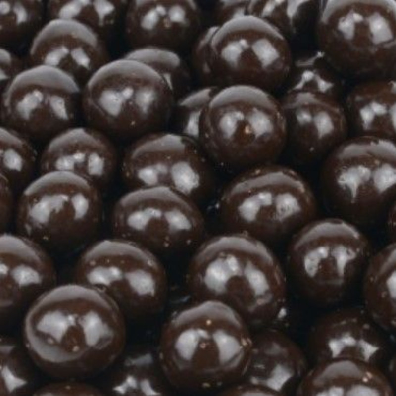 Вишня в темном шоколаде. Сухофрукты в шоколадной глазури. Круглые шоколадные конфеты. Вишня и тёмный шоколад. Вишня в темном шоколаде.